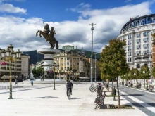 � ������� ���������: �������� � �������, � ������ - �������