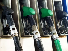 Радев за горивата: Как служебното правителство успя да свали цените, а сегашното не може?