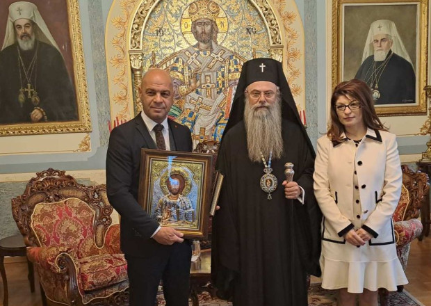 </TD
>Негово Високопреосвещенство Пловдивския митрополит прие днес кандидат-кмета на Пловдив от