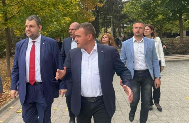 Съпредседателят на ПГ на ДПС Делян Пеевски посети Разград, където