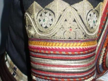 Апел към всички в цяла България: Не го правете! Престъпление е да се изхвърли нещо такова свято в контейнера