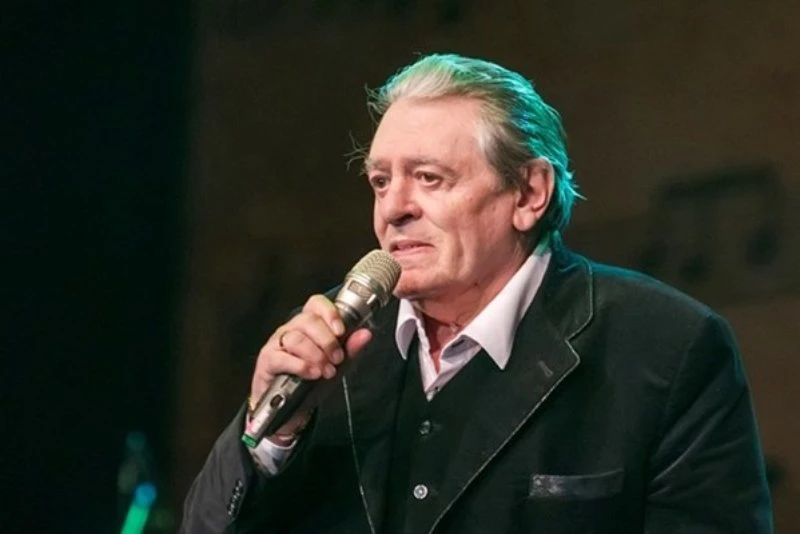 Михаил Белчев потъна в скръб