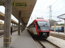 Променят разписанието на влакове заради ремонти