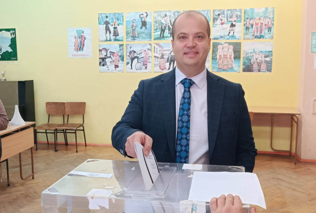 TD Дадох своя вот за ускореното развитие на Пловдив заяви областният