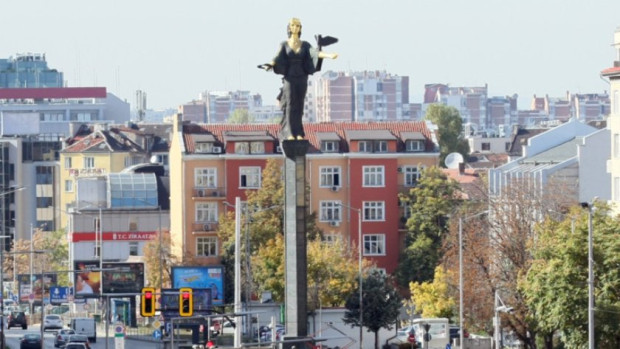 Коалицията ПП-ДБ-СС показва завидна преднина в районните кметства на София