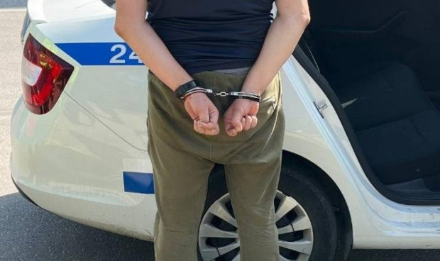 50 годишен шуменец е задържан в полицейският арест за грубо