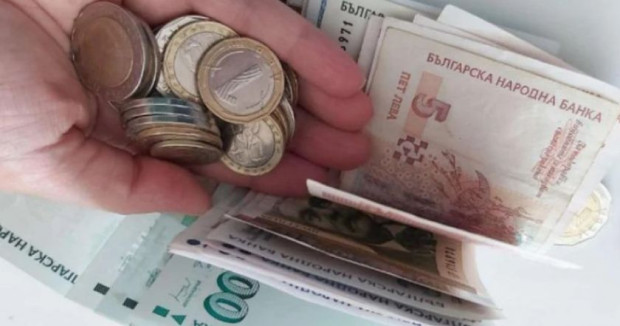 Правителството на Николай Денков ще обсъжда утре прага на бедност