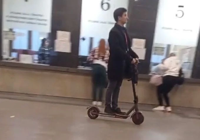 Мъж изуми в чакалнята на Централна гара Пловдив