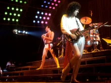 ������ �� ��� � �������� ����� �� Queen �� ������ ���?
