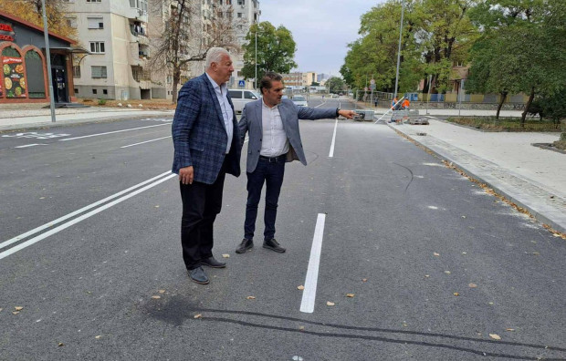 </TD
>Улица Даме Груев“ ще бъде отворена за движение от утре.
