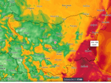 Страховита буря удря до часове Източна България