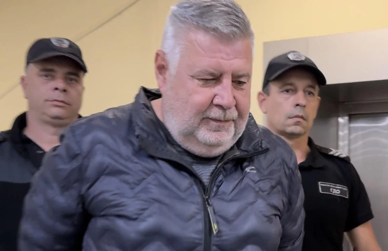 Този е шофьорът с пистолета, бил с юмруци колега на булевард в Пловдив