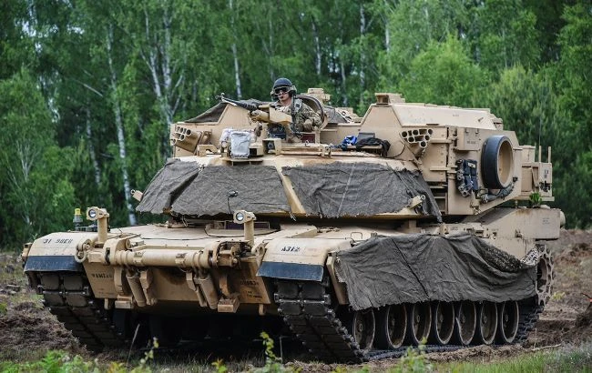 ВСУ тайно получи щурмови M1150 ABV: хибрид между MICLIC и Abrams