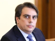Асен Василев към бизнесмени от чужбина: Ако сте дошли за евтина работна ръка, по-добре си отивайте вкъщи