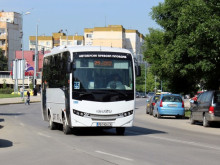 На Задушница: Повече автобуси до траурните паркове в Пловдив