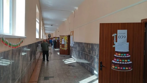 В Пловдивска област вторият тур на местните избори започна спокойно