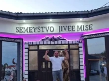 Култовият бизнесмен Пламен Пържолата пак си хапна телешки рибай стек