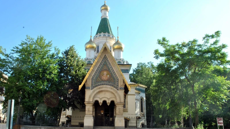 Русия смята за "открита проява на враждебност" плановете на България спрямо храма на РПЦ в София