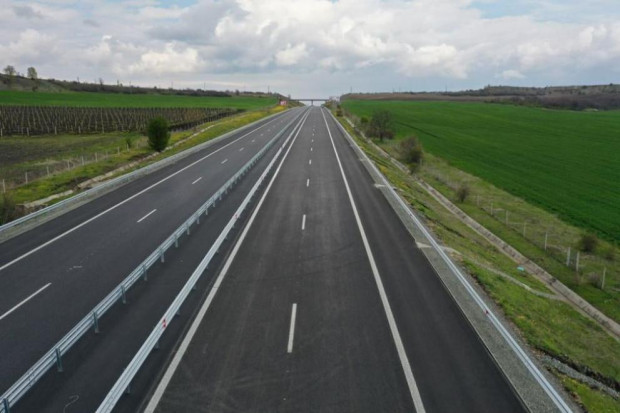 Работи се по инициатива за разширяване на магистрала Тракия с