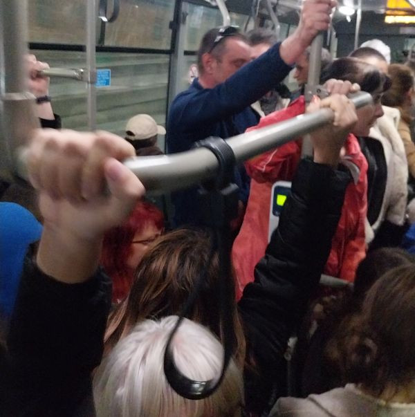 </TD
>Лошото обслужване в градския транспорт на Пловдив, както и препълнените автобуси