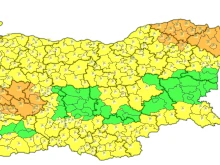 Предупреждение: Жълт и оранжев код за силен вятър в цялата страна