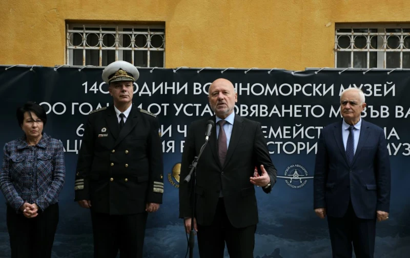 Министър Тагарев: Работим за ускорено придобиване на брегови противокорабни ракетни комплекси
