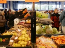 Ядем по-скъпи стоки, цените на основни продукти тръгнаха нагоре