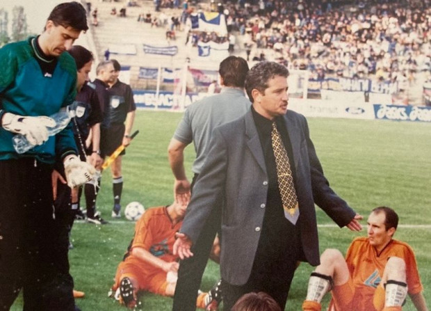 Футболна България се сбогува с емблематичния треньор Ферарио Спасов. Бившият