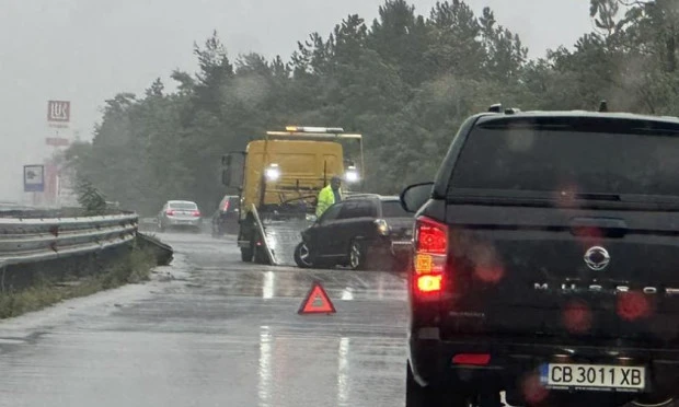 Катастрофа на автомагистрала "Тракия", има огромно задръстване