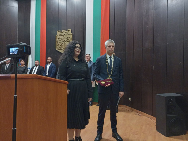 Благомир Коцев се закле като новият кмет на Варна Той