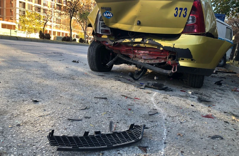 Нищо не става от таксито след среднощното меле в Пловдив