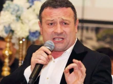 Димитър Рачков се оказа женен, показа брачно свидетелство