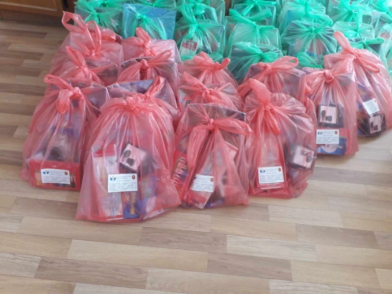 Раздадоха образователни пакети на деца срещу сегрегацията в Добрич