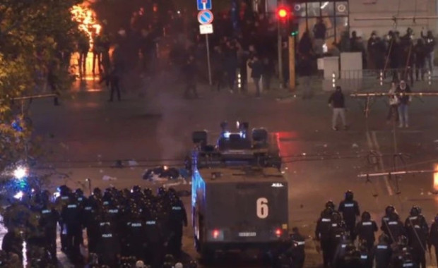 Вчерашните сблъсъци в центъра на София предизвикаха широк отзвук в