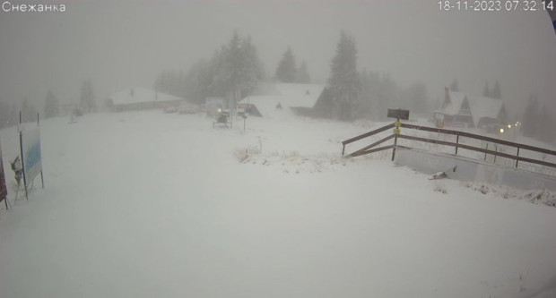 TD Сняг вече вали в района на Копривките и Хижа Здравец научи