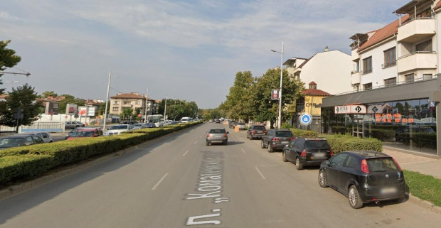 </TD
>Пловдивчанин сигнализира за още един участък от булевард, където е