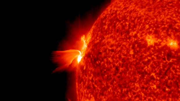 Predicted G2-G3 Class Geomagnetic Storm Expected to Hit Europe and Asia on November 20, 2023: Effects and Precautions