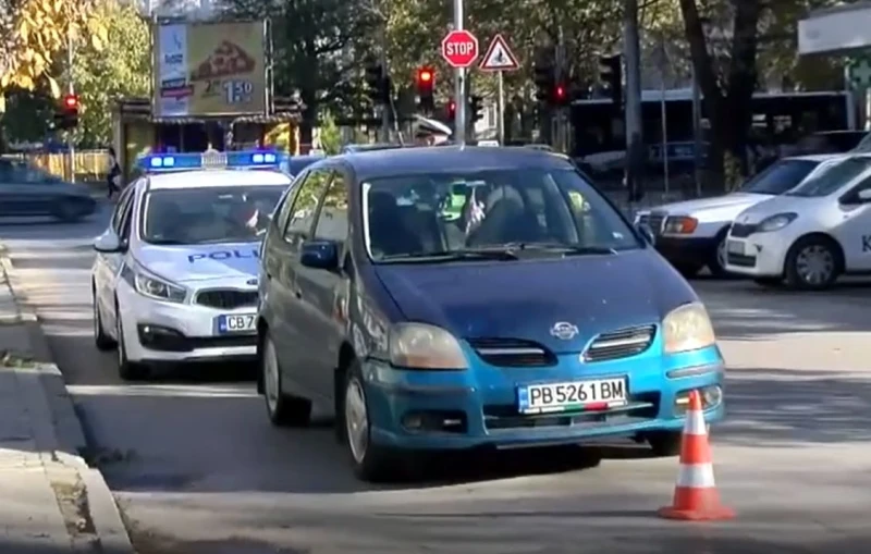 Мъжът, блъснат от автомобил в Пловдив, е с опасност за живота