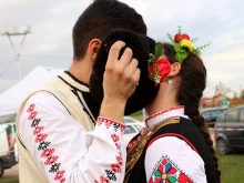 Целувайте се и се снимайте - започва конкурсът "Най-сладка целувка"