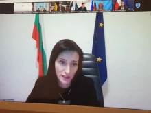 Мария Габриел: България е последователна в позицията си за подкрепа на Украйна