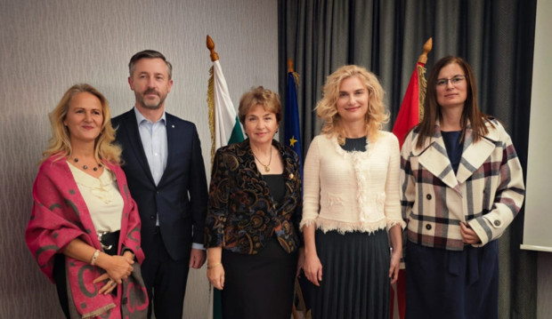 Министър Динкова откри форум представящ България в Австрия като дестинация