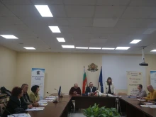 Областният управител на област Хасково Гинка Райчева откри кръгла маса "Нови идеи - нови възможности"