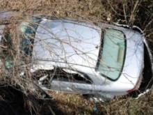 В Кърджали разследват смъртта на 65-годишен мъж, открит с автомобила му в дере