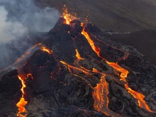 Водни оръдия: Исландия има резервен план, ако вулканът изригне