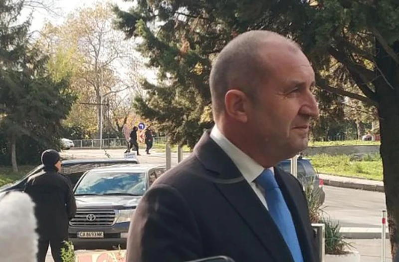 Президентът с остри критики от Бургас
