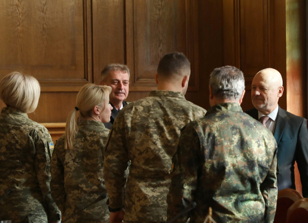 Днес министърът на отбраната Тодор Тагарев се срещна с украински