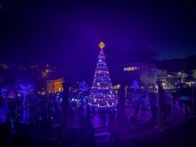 Светлините на коледната елха в Смолян ще грейнат на 1 декември