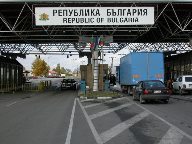 Ето каква е обстановката на граничните пунктове с Румъния към