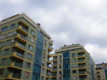 Кои са градовете с най-много изградени къщи и апартаменти в България?