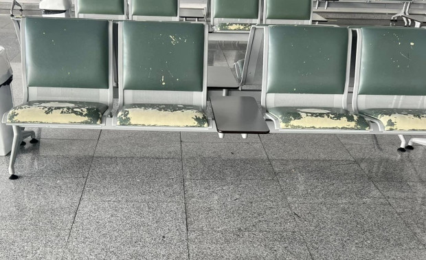 TD Олющени седалки и счупени ключалки очакват пътниците на летище Пловдив